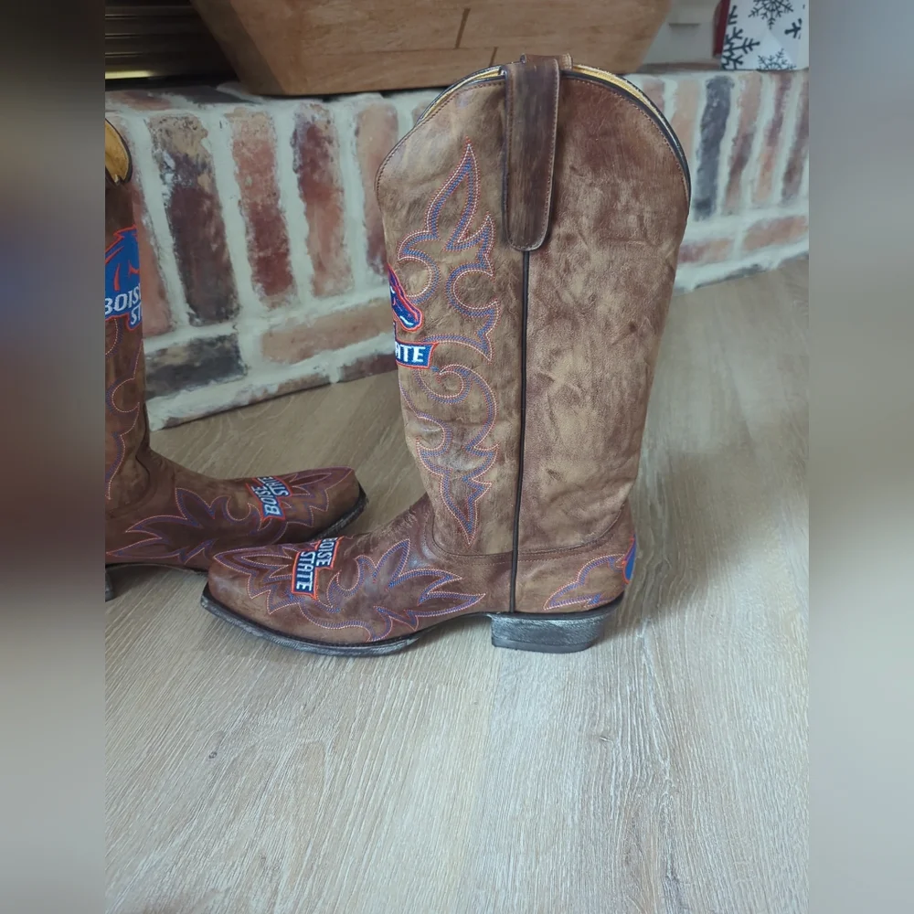 Boise State University Broncos Gameday Board Room Boots Mens Cowboy Boots 11